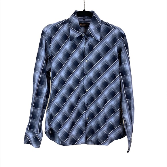 Ben Sherman Other - Ben Sherman Large Mens Button Down shirt with multicolored buttons